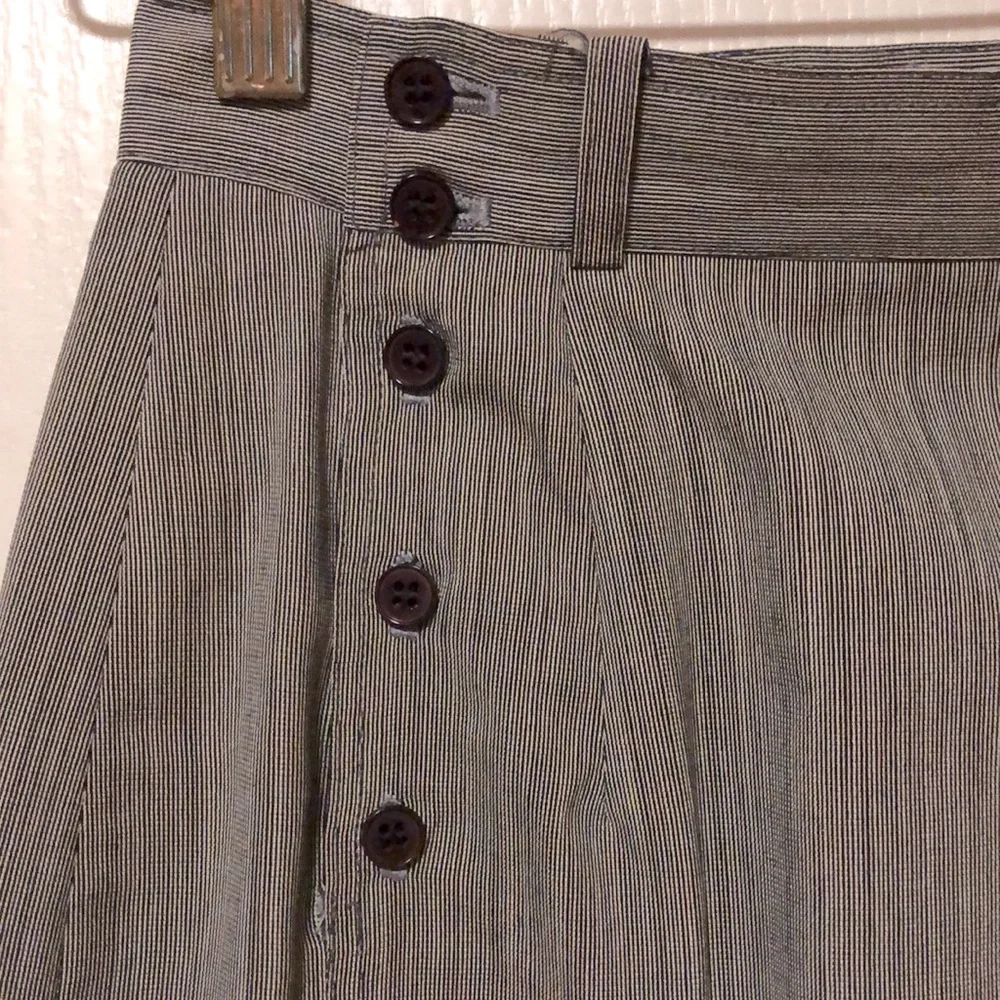 Touché Black and White Pin-Striped Mini Skirt - Picture 3 of 7